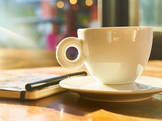 Choisir un café littéraire pour écrire ou participer