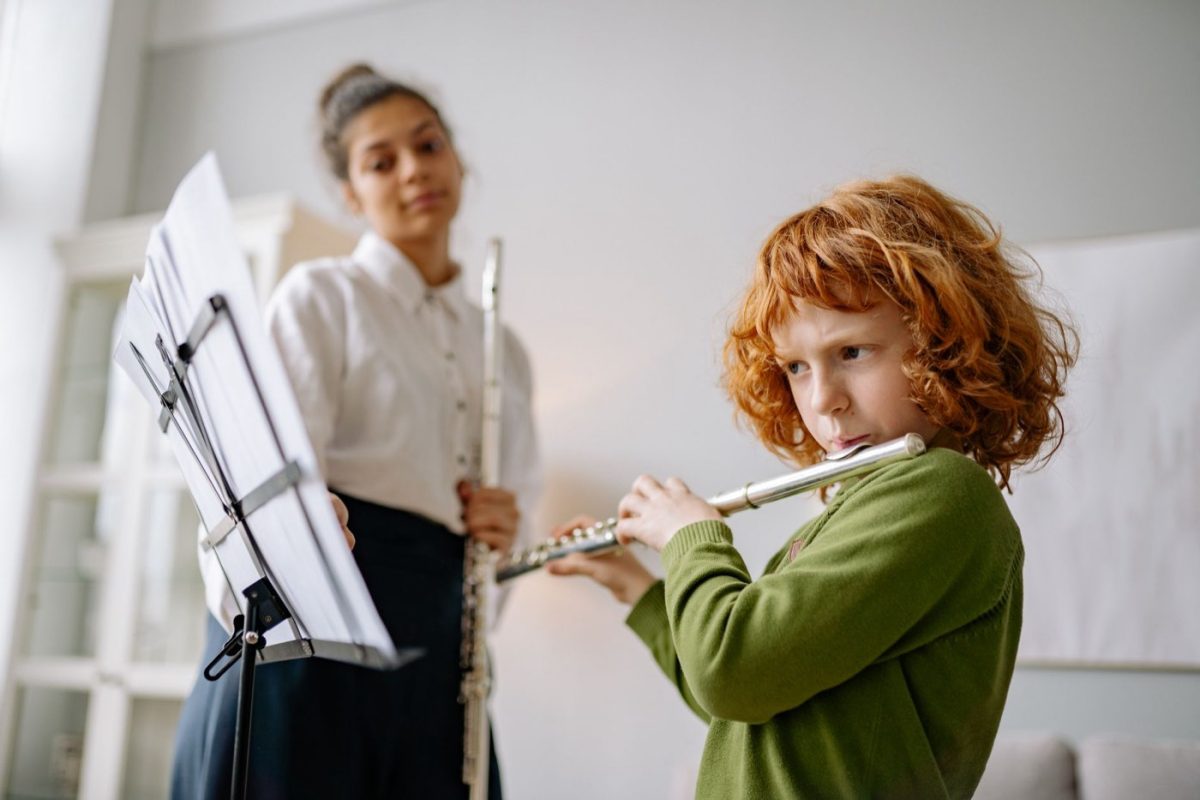 Commencer un instrument à vent à l’âge adulte