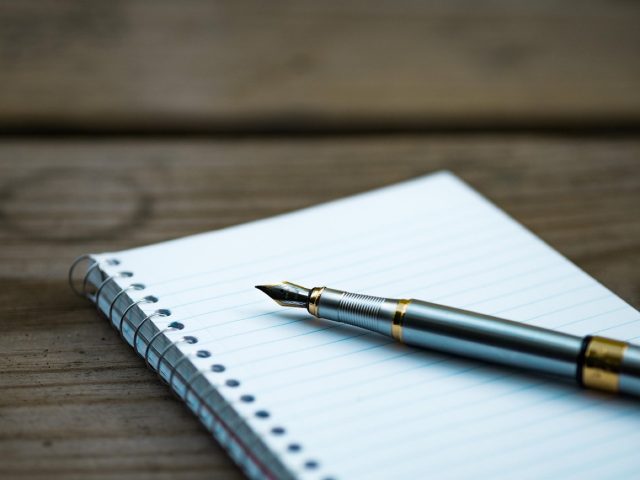Fragments d&rsquo;auteur en déplacement : définition et fonctions